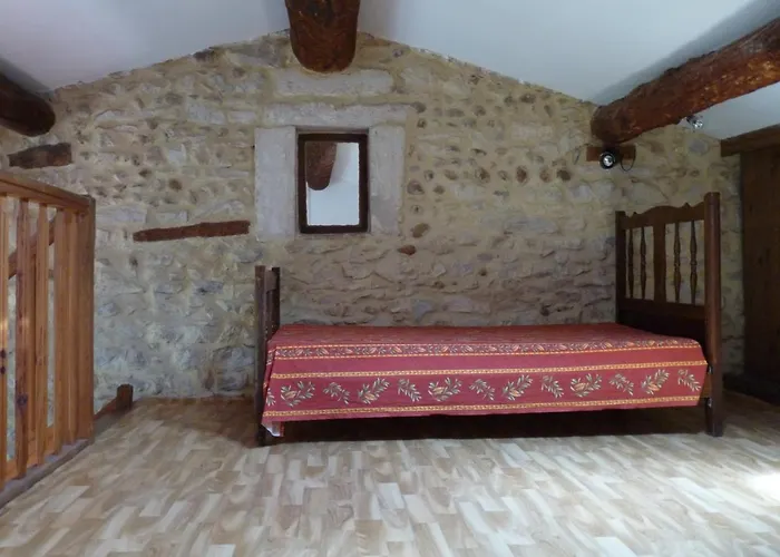 Les Esclots * Nîmes